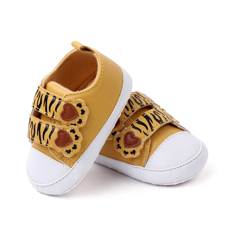 New Arrival Cute Foot Printing Hook&loop Soft PU Leather Baby Casual Boy Shoes Prewalker Shoes factory