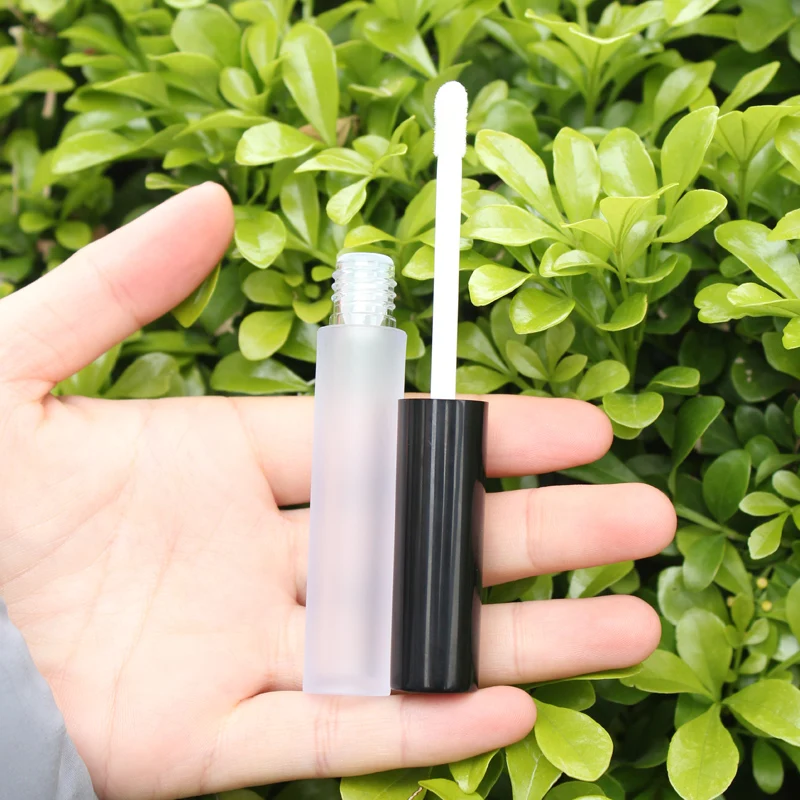 Frost Lip Gloss Tube Slim Lip Gloss Pacakging In Stock Lip Gloss Containers Tube With Wand