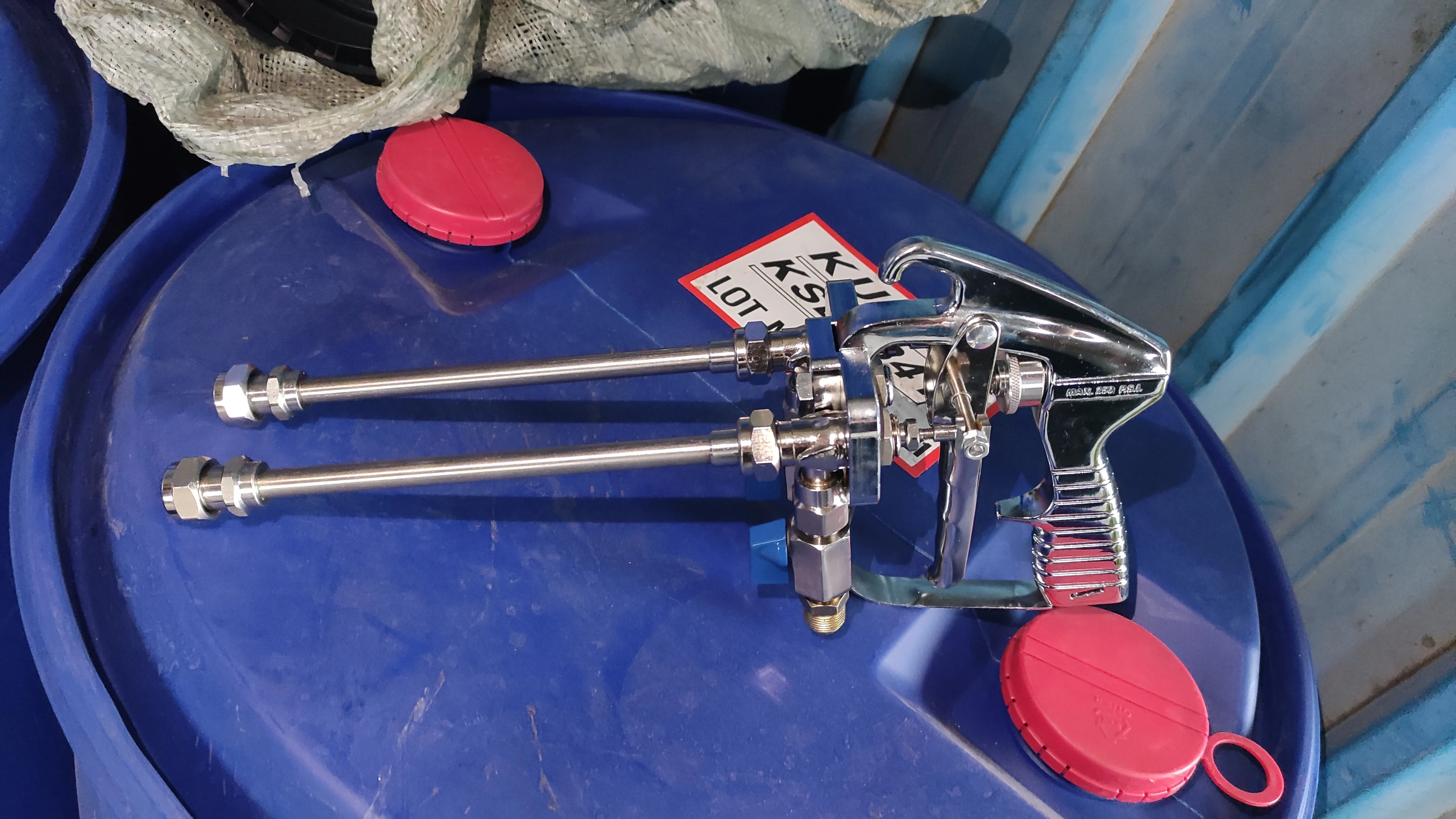 Liquid Rubber Coating Spray Machine with Gas Motor for Sale