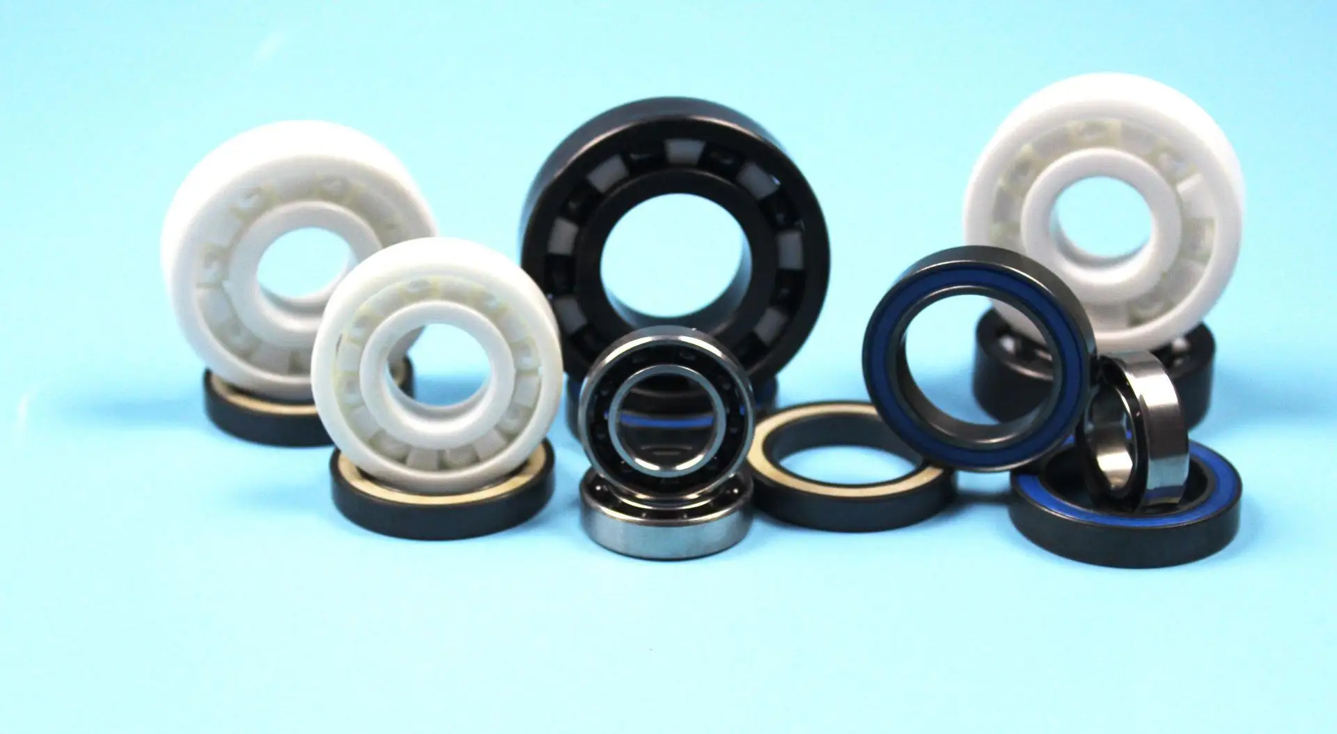 product customized size hybrid ceramic bearing with steel cages and ceramic balls si3n4 zro2-37