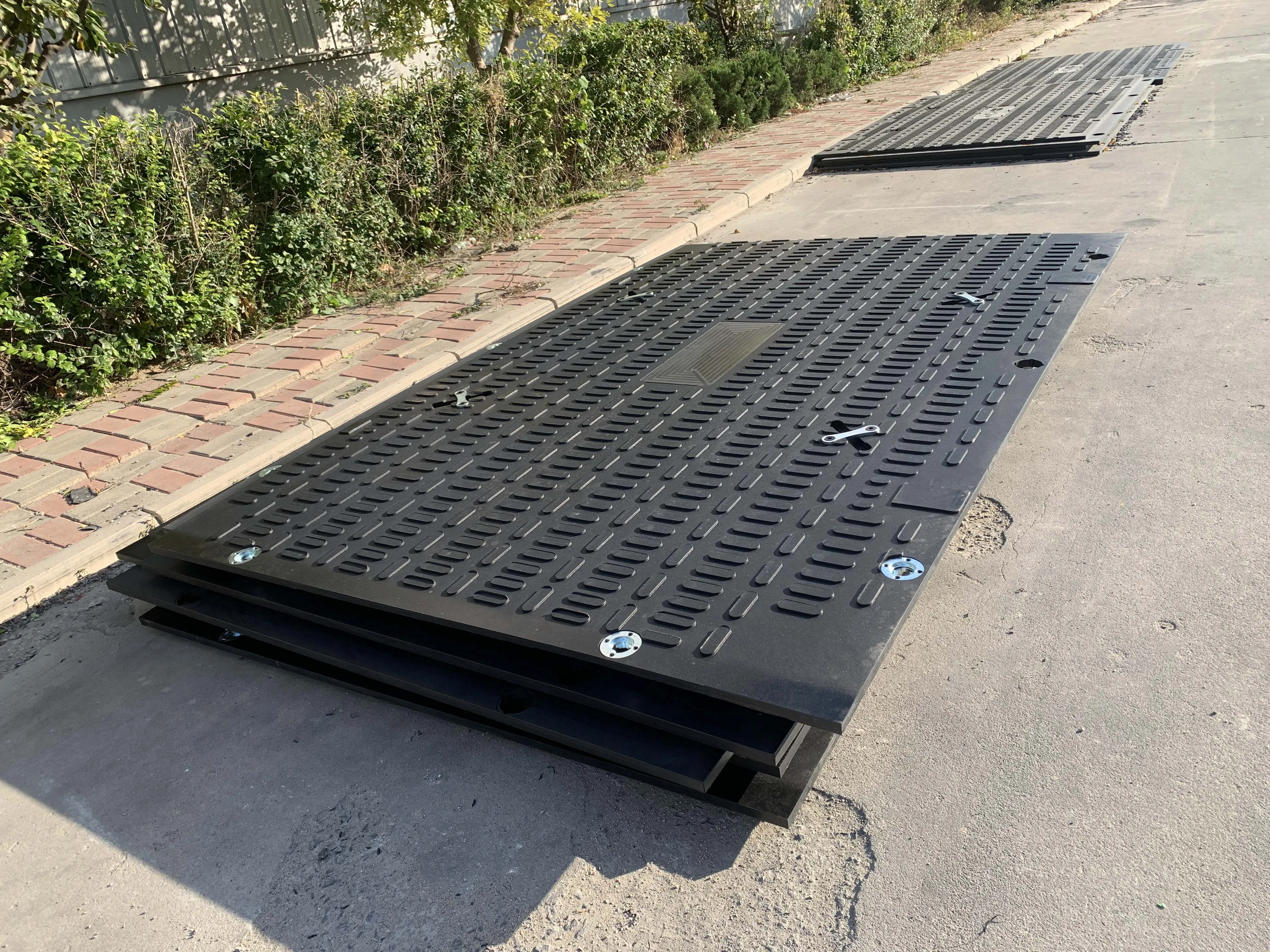 Heavy Duty Composite Overlapped Durabase Interlocking Overlapping Access Rig Mat Temporary Road Mats