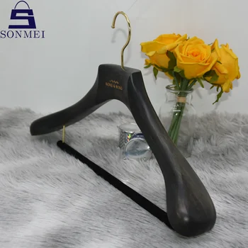 Best Selling Custom Durable Oak Wide Shoulder Luxury Suit Wooden Hanger