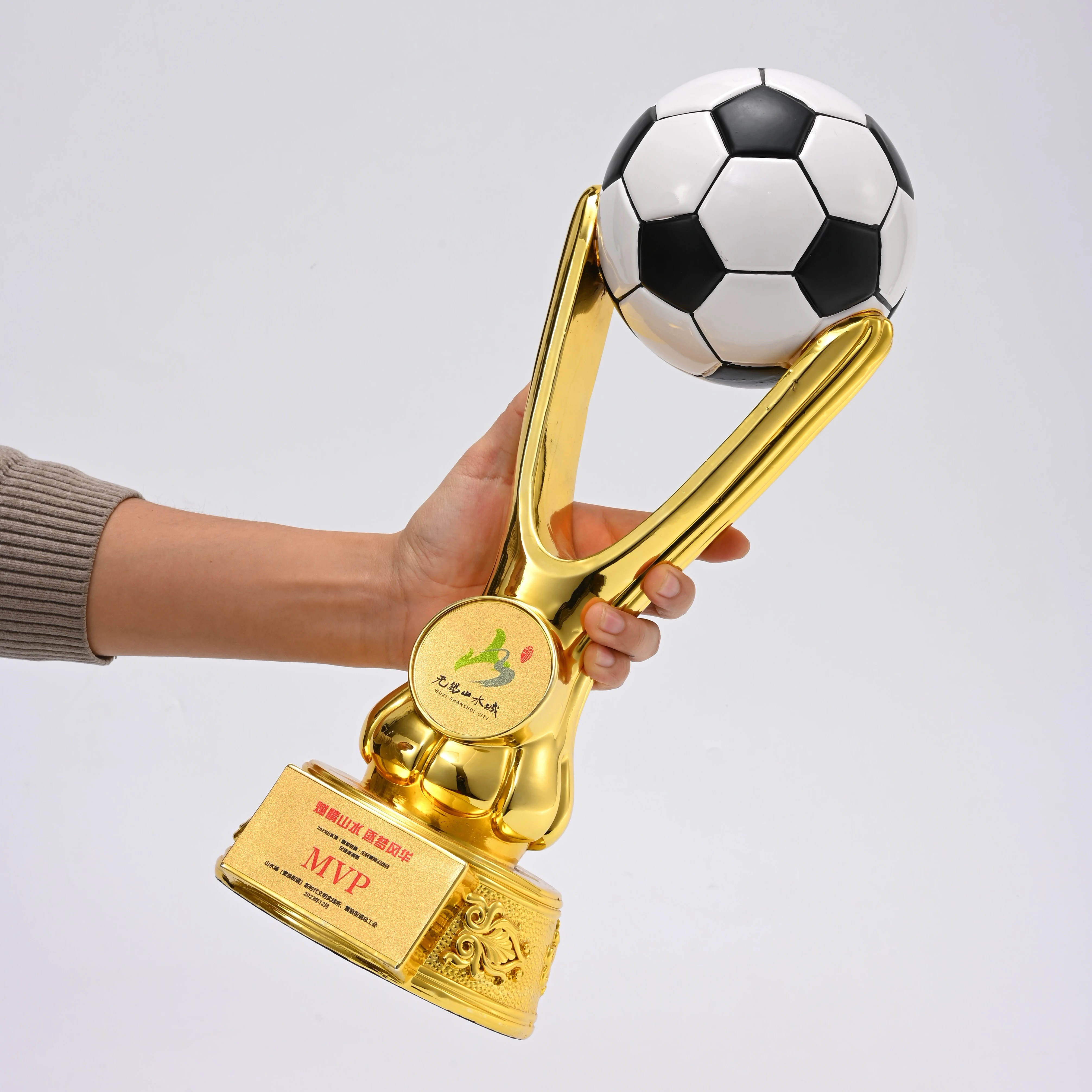 Custom Large NBA Sports Games Trophy Basketball Football Cup Soccer Champion Honor Resin Sculpture Awards Plaque Soccer Medal