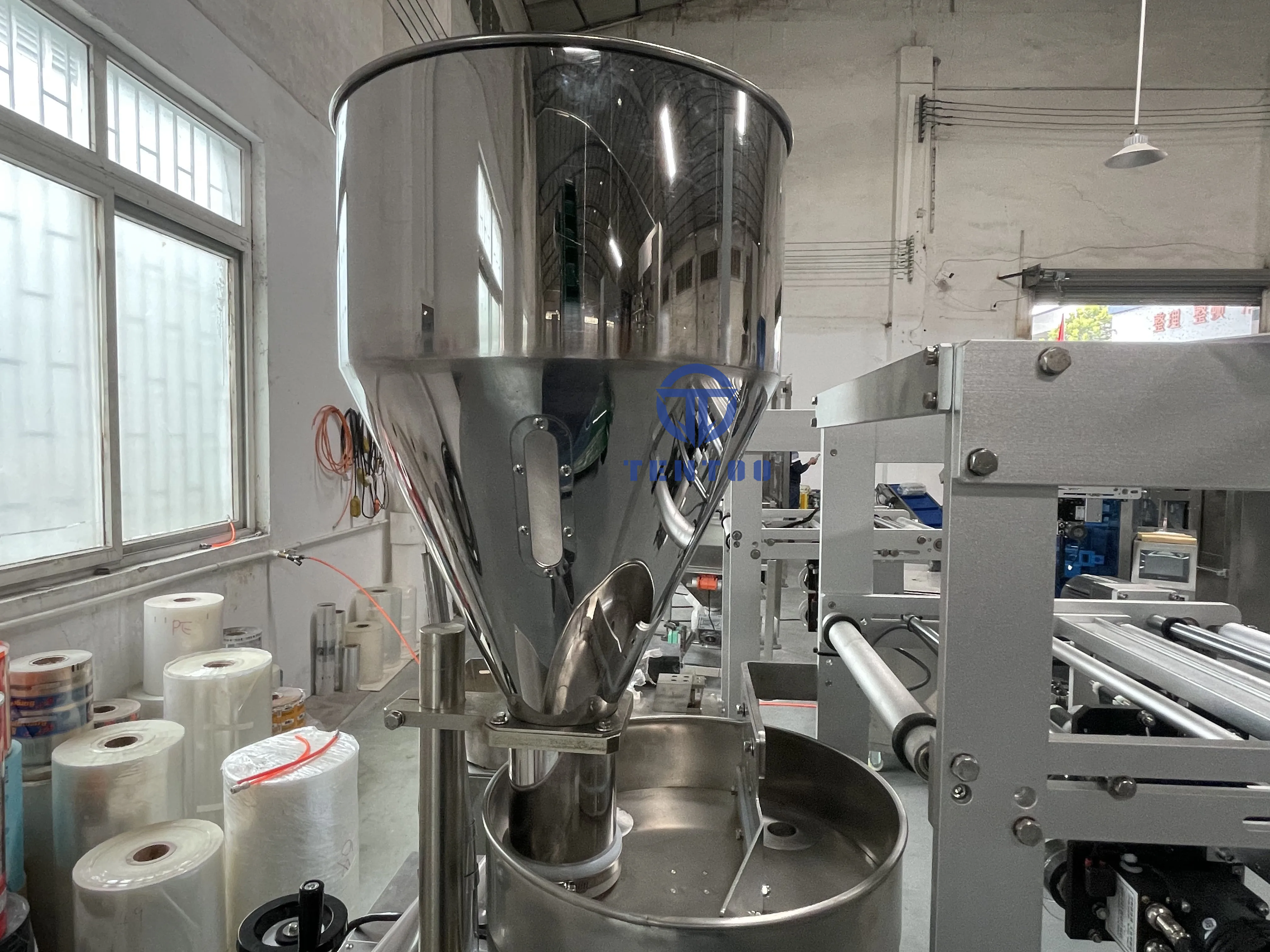 Автоматическая машина для розлива и упаковки кукурузы, 30 г, 50 г, 150 г