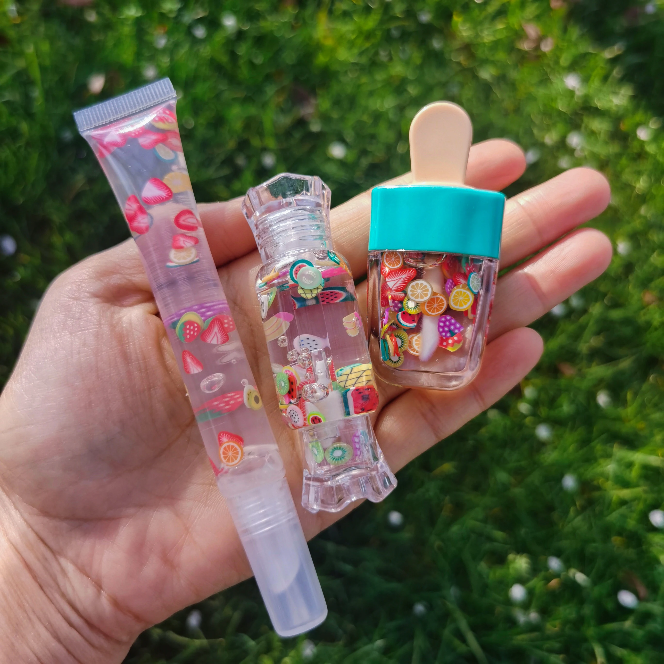 No Logo Christmas Winter Mini Lip Gloss Keychain Gel Lip Oil - China  Lipgloss Manufacturer Water Base and Christmas Lipgloss price