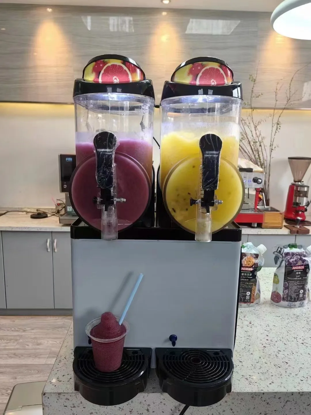 Yihai Commercial Slushie Machine Frozen Drink Machine With Three 1.59gallon Bowls Industrial