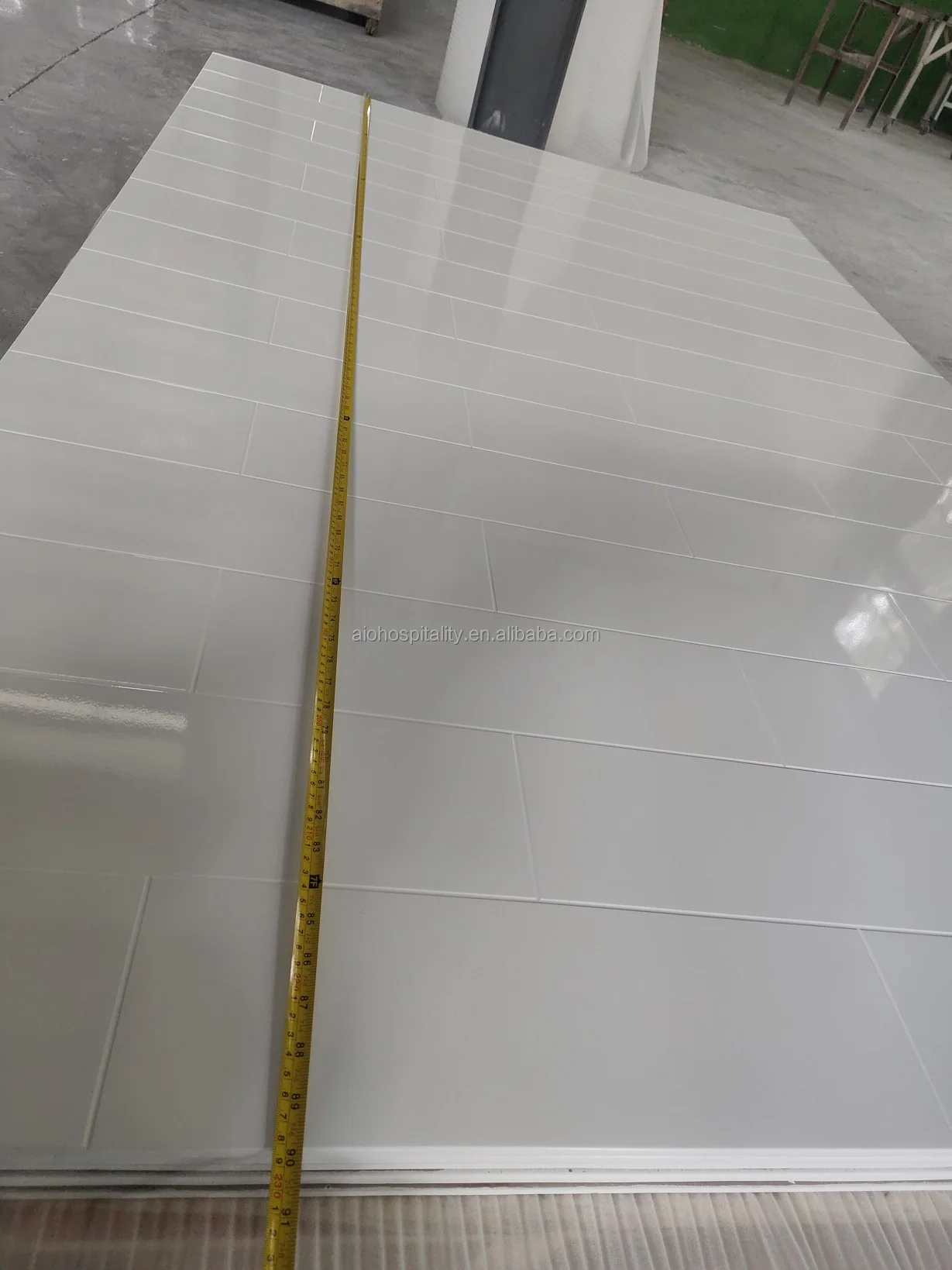 6''x20'' Tile Pattern Pure White Cultured Marble Tub Surround Cultured