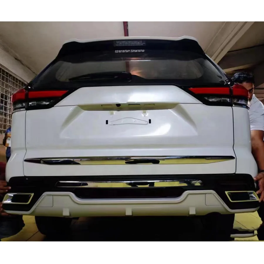 Alibaba.com: Bumper Body Kit Guard for Toyota Innova Zenix 2023, Heavy ...