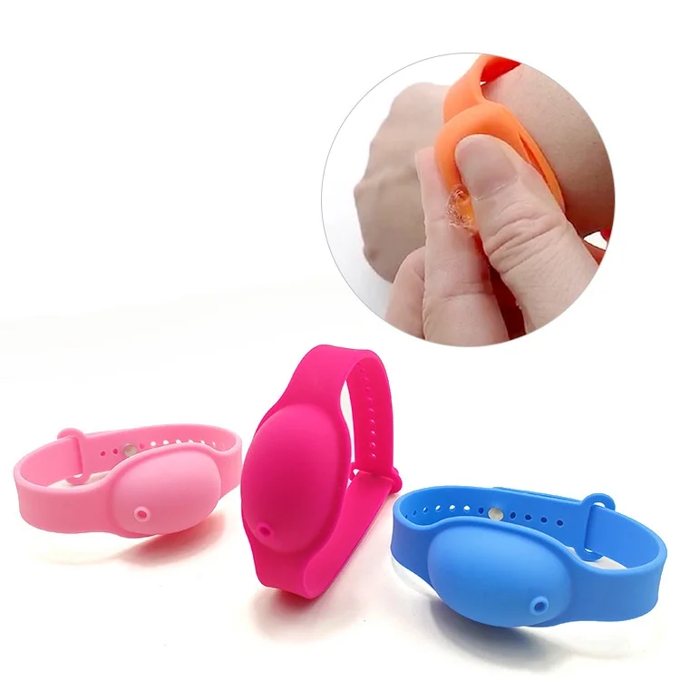 New Product portable wrist sanitizer silicone outdoor hand bracelet dispenser