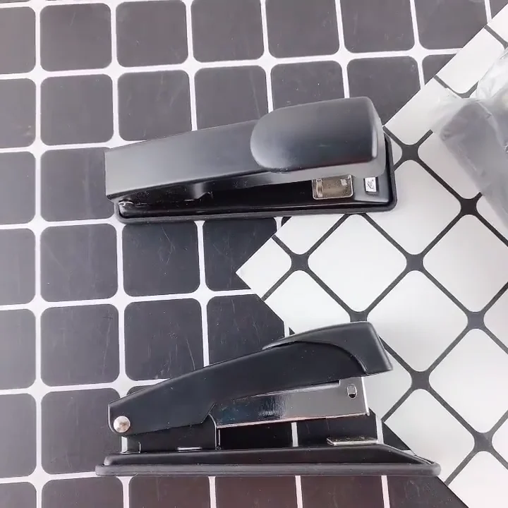 Promotional Stapler Plastic Desk Stapler Machine For School And Office