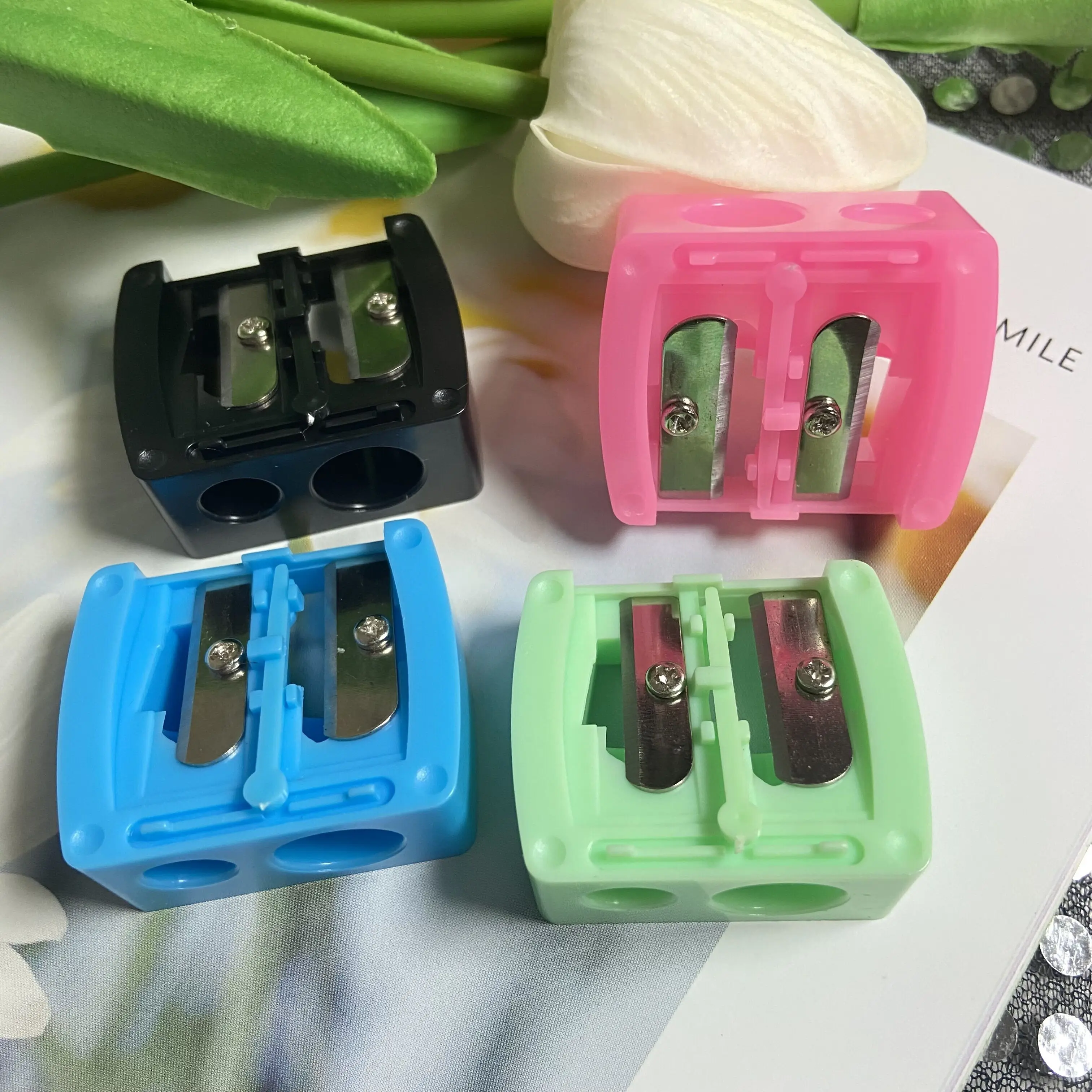 Wholesale Eyebrow Lipliner Pencil Sharpener Cosmetics Dual Sharpener 2