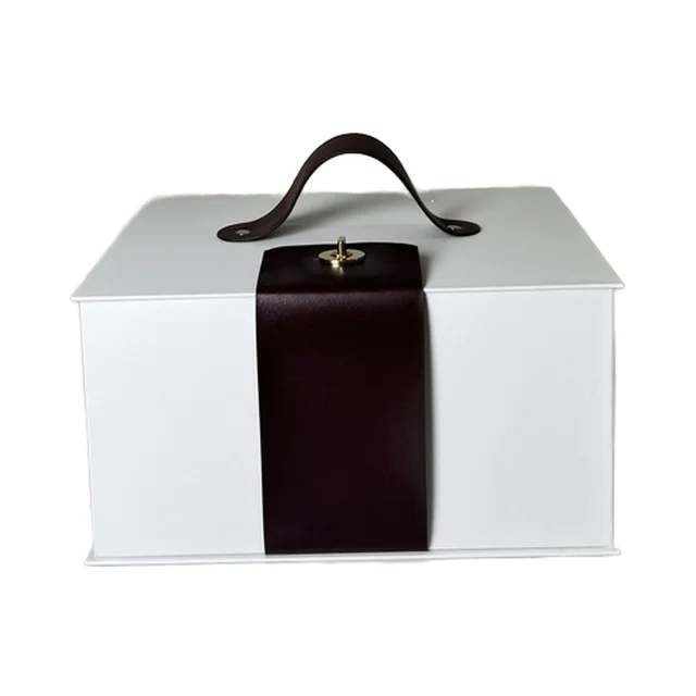 HIGH end luxury gift box folding flip bridesmaid gift box metal hand  paper box wedding packaging with lifting handle