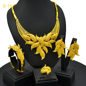 Custom Luxury Glod Plated 2026 Fashion Trendy Designer Buckle Necklaces for Women Wholesale China Wedding Jewelry Set