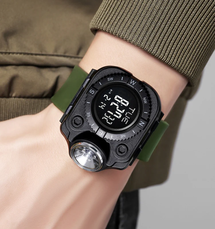 China Market New Watch Additional Function Relojes Skmei 2187 Sport Men Digital Watch with Led Flashlight Solar Flash Light
