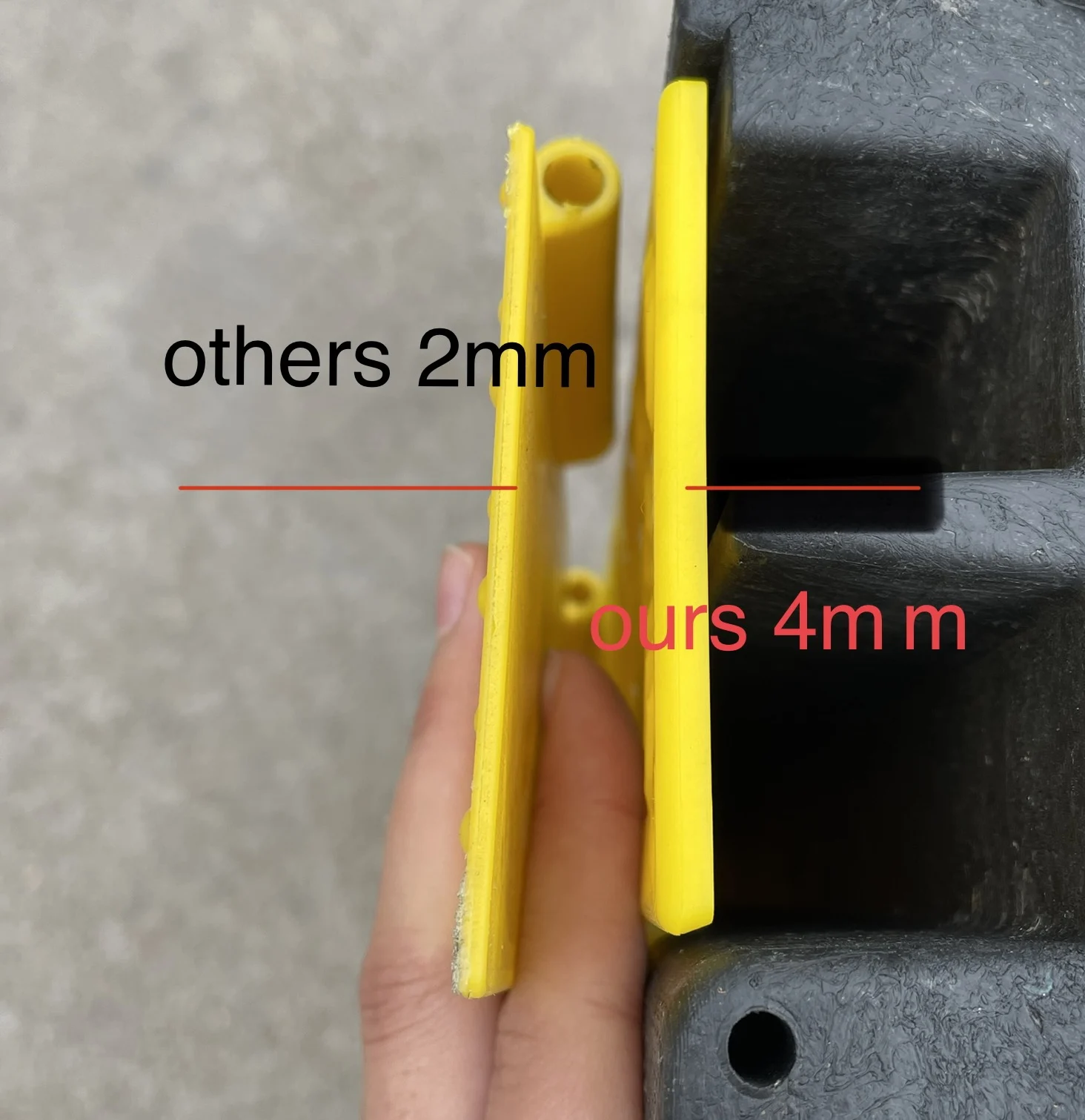 2 Channel Rubber Protector Rubber Cable Ramp Cable Defender Tray Cable Protector Floor PVC Trunking factory