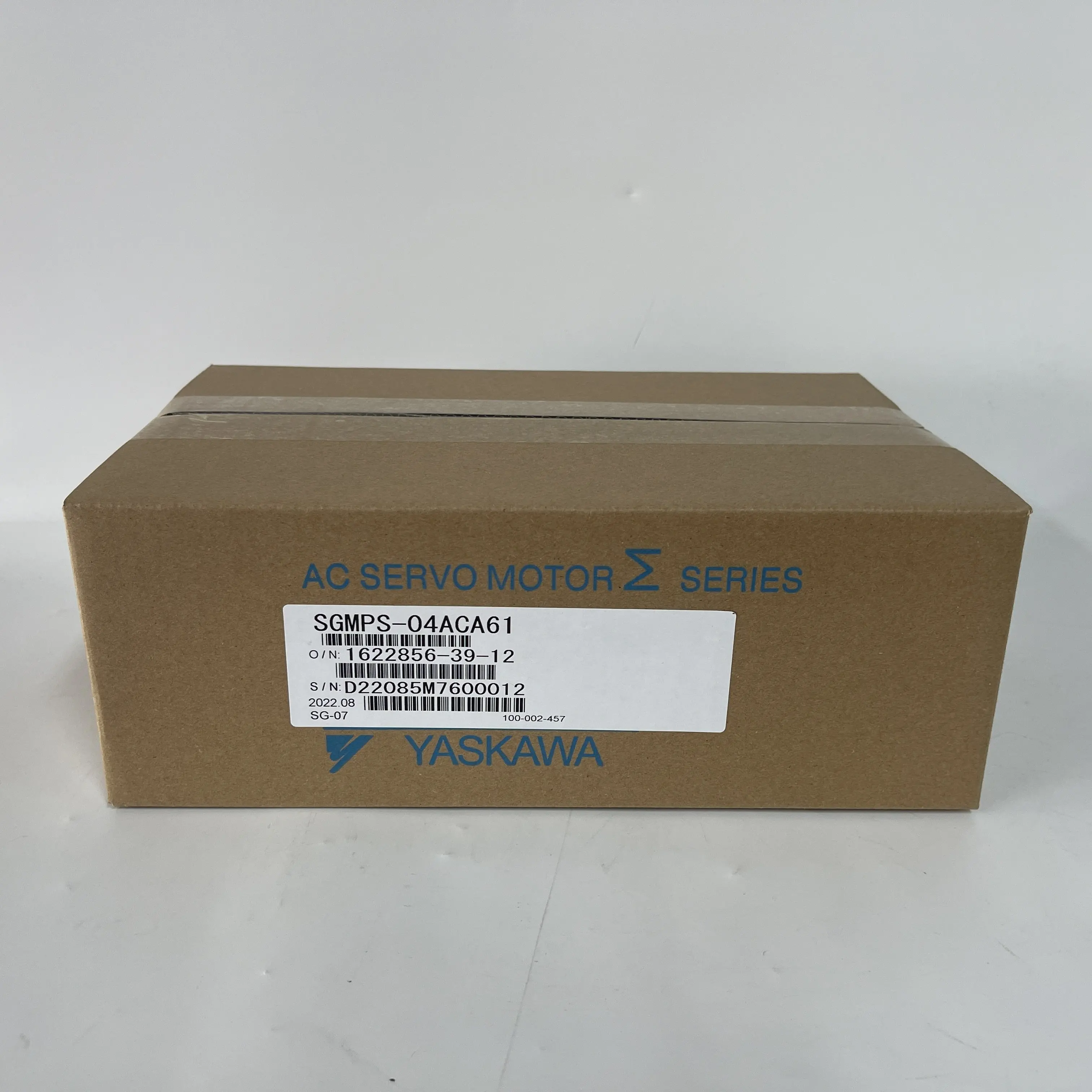 Yaskawa AC Servo Motor SGMPS-04ACA61 Yaskawa AC Servo Motor SGMPS-04ACA61