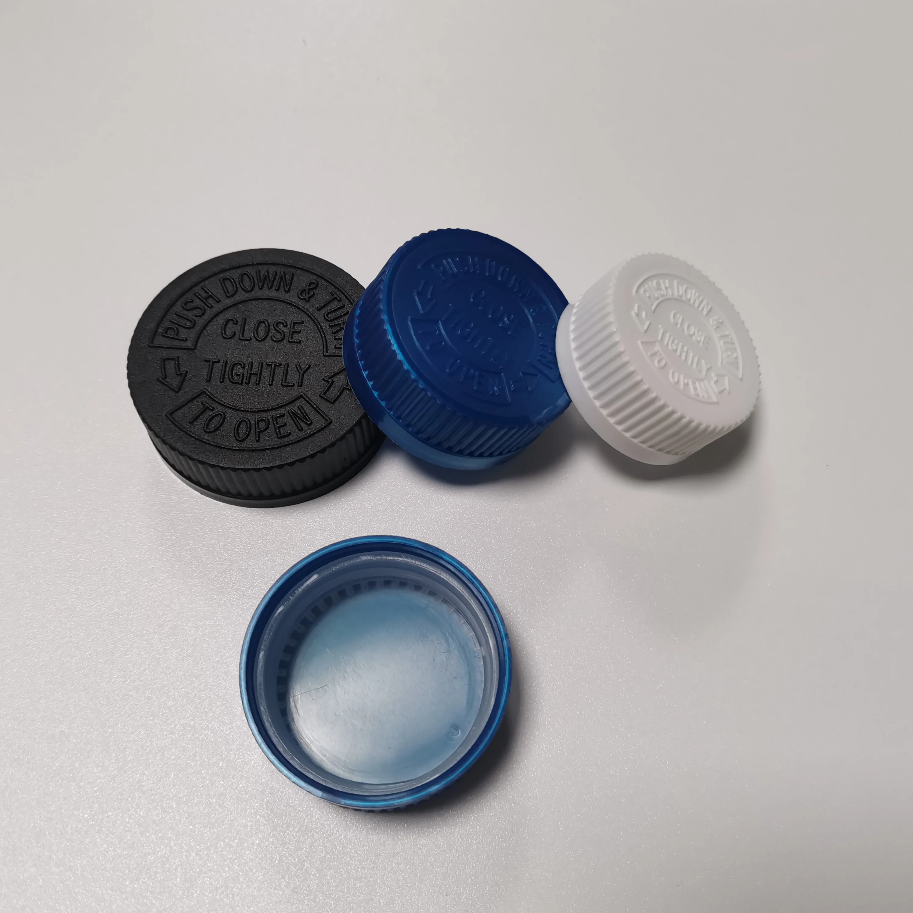 Child Proof Black Plastic CRC Screw Cap Child Resistance Cap for Bottle 20mm 24mm 28mm 33mm 38mm 45mm 53mm 63mm 89mm