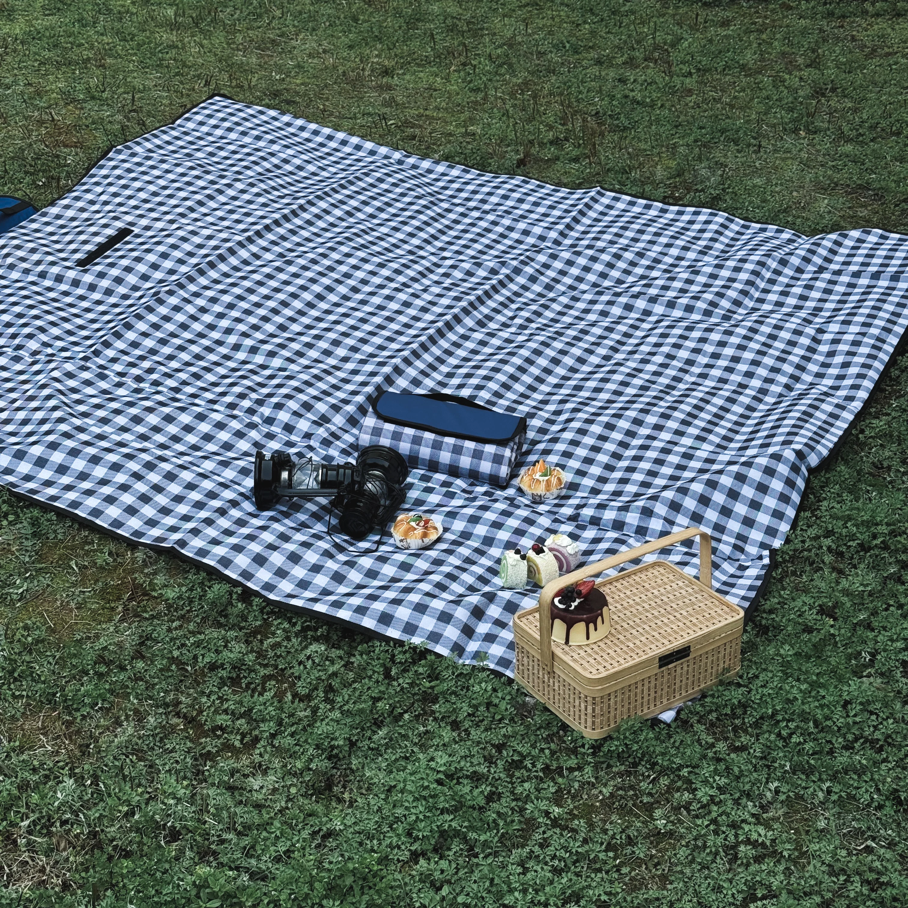 Custom Printed Oxford Cloth Picnic Mat Waterproof Moisture-proof
