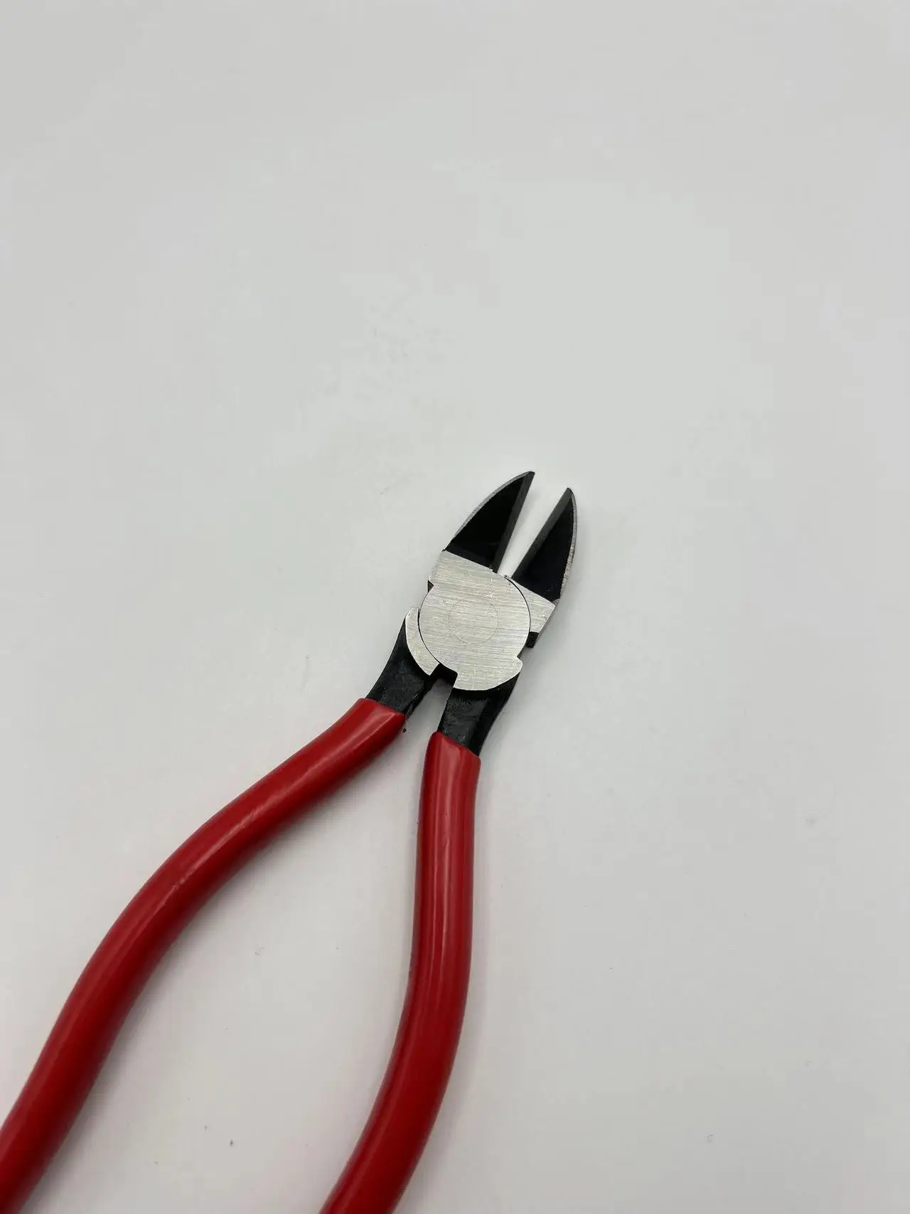 Carbon  Steel  Diagonal round Side Pliers Plastic with PVC Coated Handle Polished Surface OEM Customizable manufacture