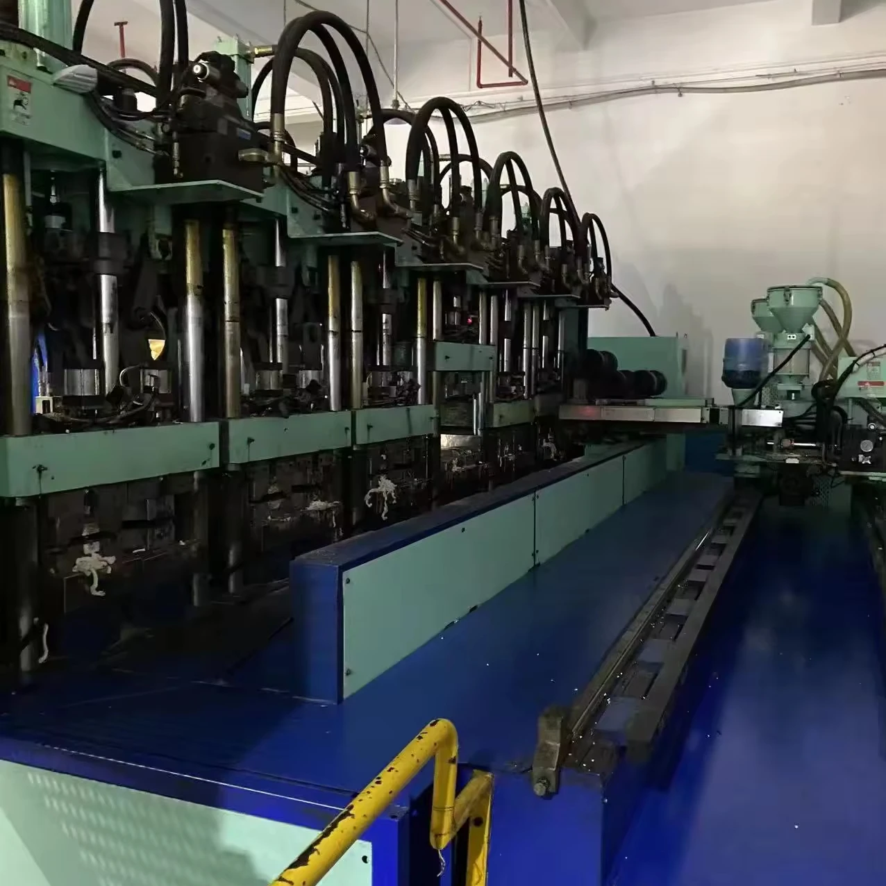 Factory Custom EVA Injection Molding Machine Sneaker Shoe Sole Making Machine