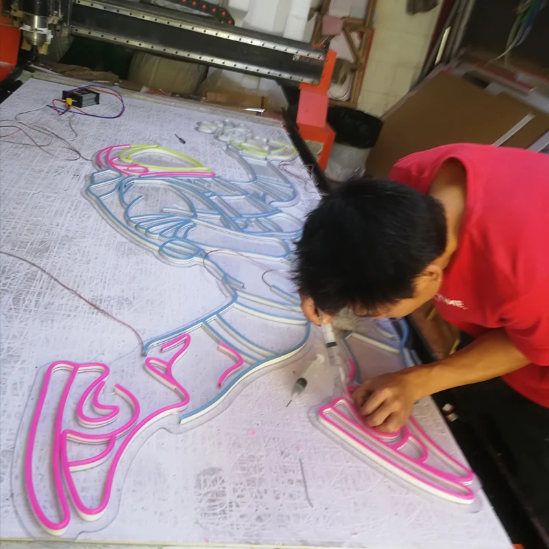 Индивидуальный цельный наружный водонепроницаемый астронавт пыленепроницаемый светодиодный неоновый знак для наружного украшения