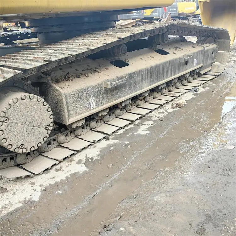 2018 Komatsu Excavator PC220-8 with 22840KG Operating Weight and 1m³ Bucket Capacity in Good Condition