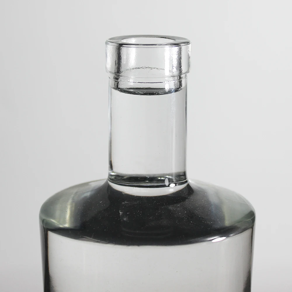 70cl 700ml Whisky Vodka Gin Spirits Glass Bottle With Sealed Cork Lid ...