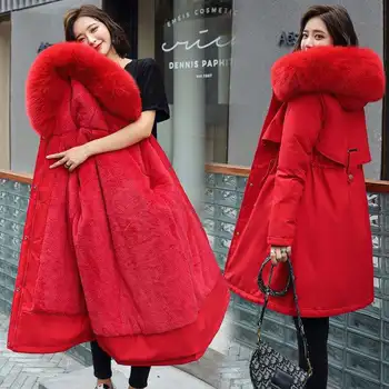 Natural goose down winter jacket for women with luxury fur hood/ Classic silhouette ladies winter zipper coat for cold weather