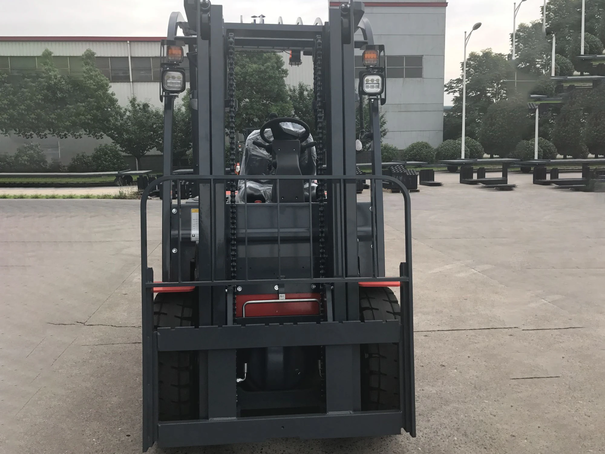 Heli Diesel Forklift Truck Cpcd20 Cpc20 3000kg 1ton 2 Ton 3 Ton 5 Ton 7