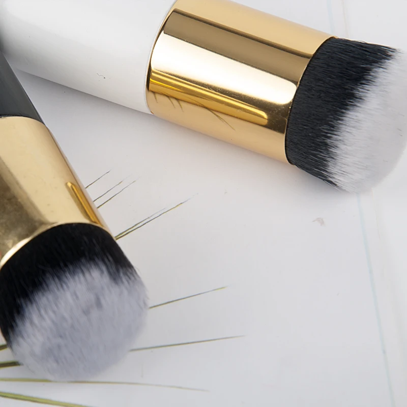 Professional Single Foundation Makeup Brushes Portable 6 Color BB Cream Fan Brush Cosmetic Tools