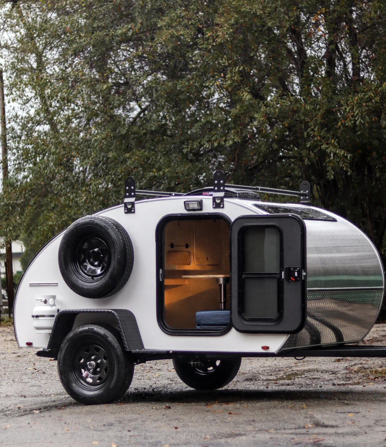 New Style Low Price Camper Trailer Travel Cart Electric Brake Teardrop Camper Trailer for 1-2 Person