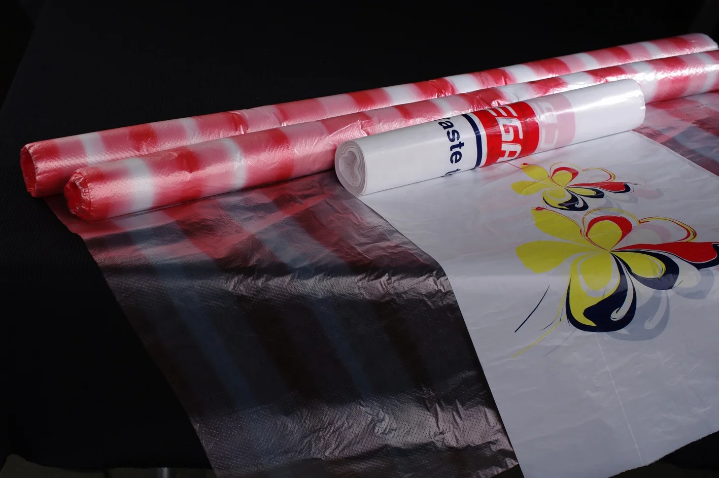 High Quality Cheap Disposable Tablecloth Plastic Table Cover Roll