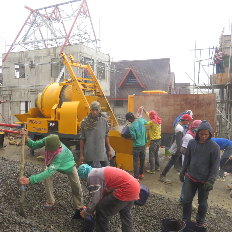JBTS40 Small Types Portable Concrete Mixer With Pump/Pompe Et Melangeur En Beton on Construction Site