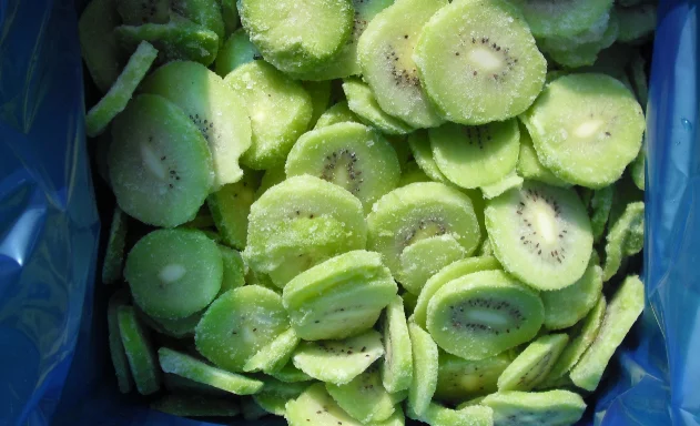 Nagykereskedelmi tétel 10 kg-os IQF gyümölcsök fagyasztott friss kivi kockázva ár