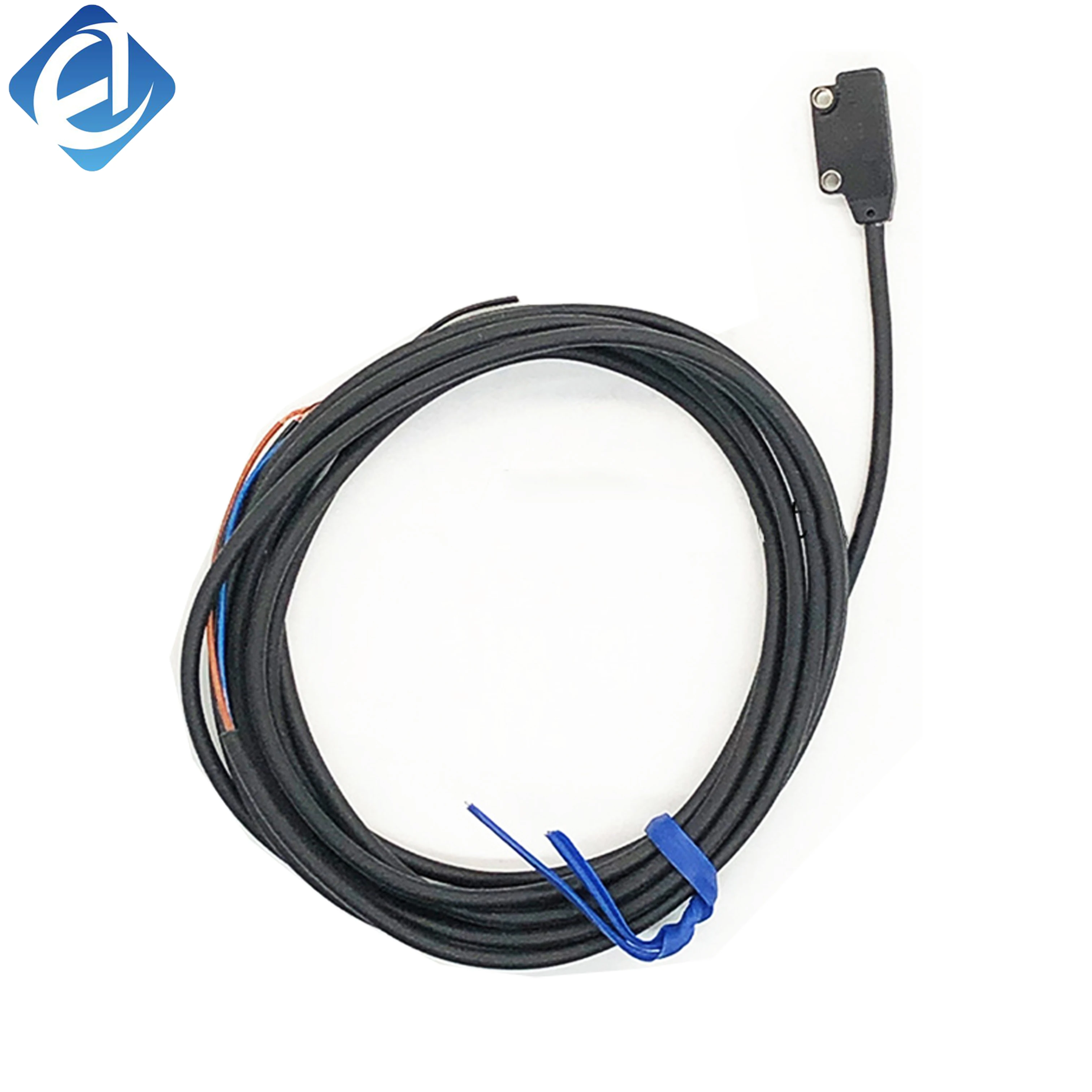 New Original EX-11A-PN Panasonic EX series ultra-small proximity sensor, used for tiny object detection, position limit and positioning signal triggering in precision automated machinery.