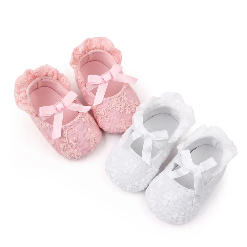 Beautiful Embroidered Lace Design Soft Cotton Newborn Infant Baby Shoes for Girls Directly Factory Bulk Order details