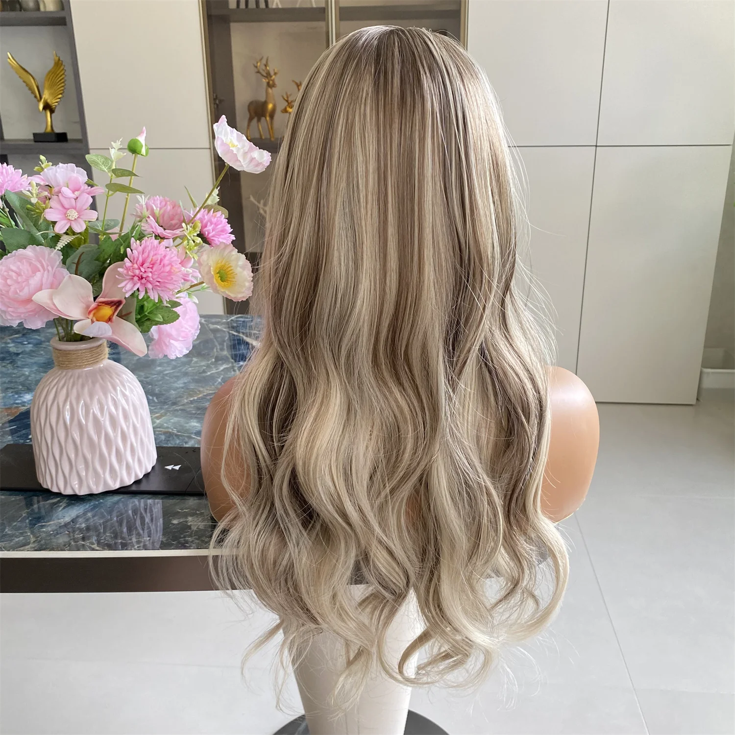 Top Grade 20 Inch Long Blonde Highlight HD Lace Front Wig
