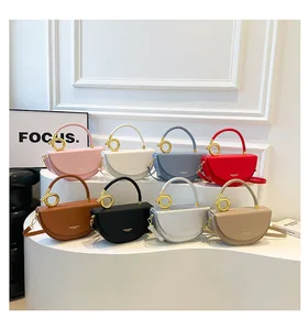 European American Retro Shoulder Bag Fashion Design Crossbody Bag Elegant Light Luxury Handbag Solid Color Versatile Casual Bags