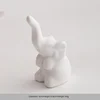 Petit éléphant blanc