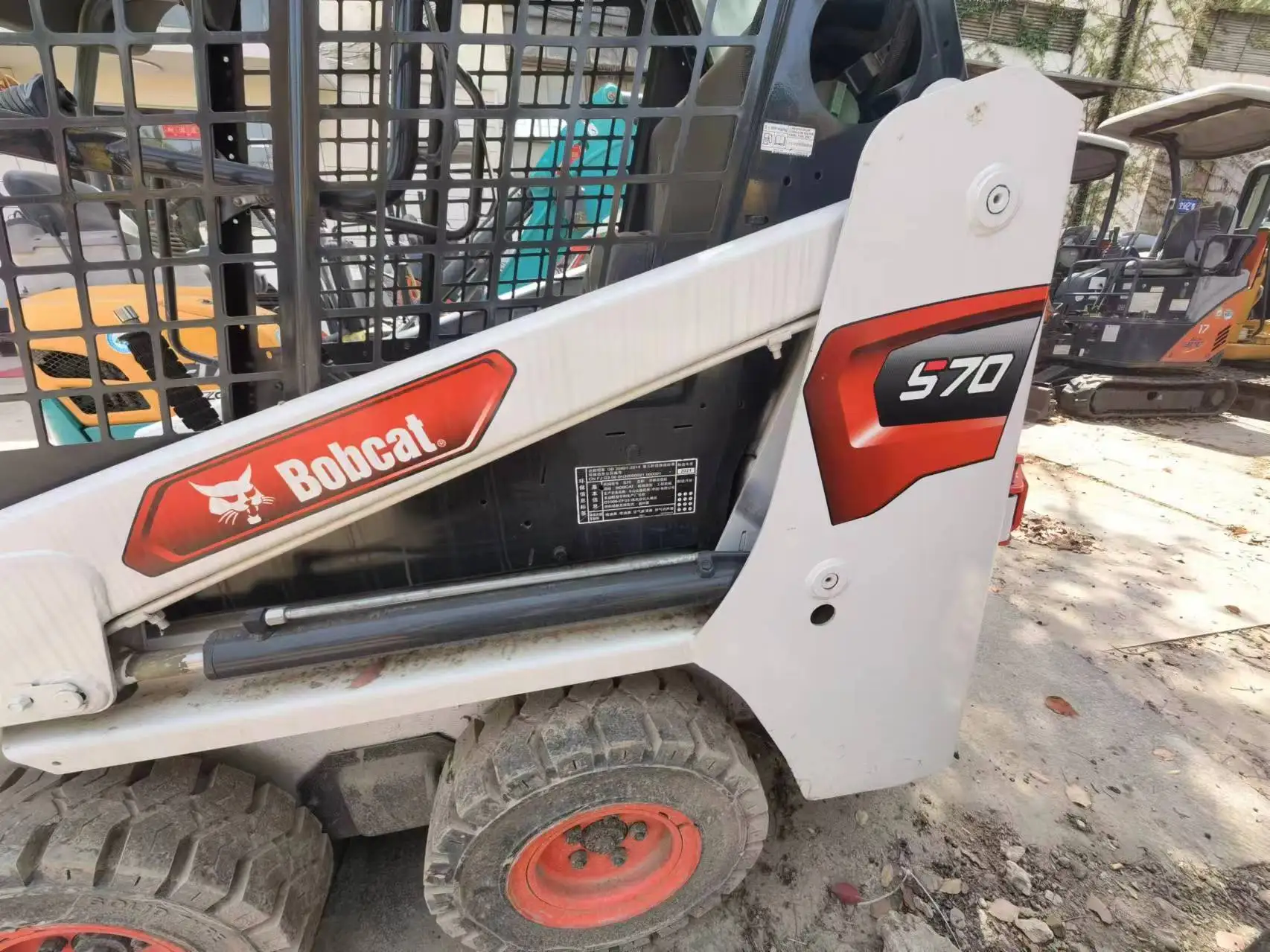 Mini Second-hand Sliding Loader BOBCAT S70, Wholesale Price of Original Machines From the United States Available for Sale
