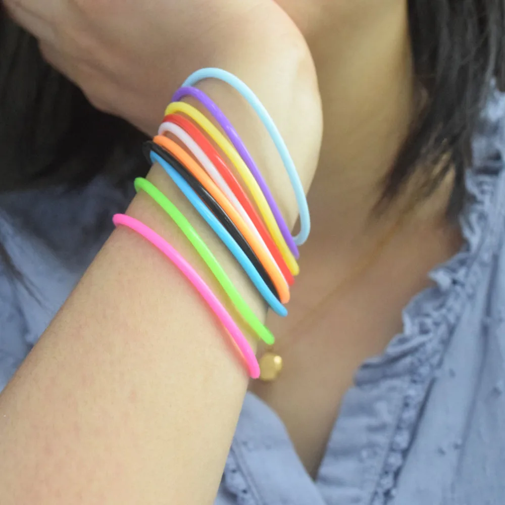 Retro Thin Soft Silicone Rubber En Stretch Jelly Party Gift Assorted Soft Hair Tie or Hand Wristband Bangle Bracelet Jewelry