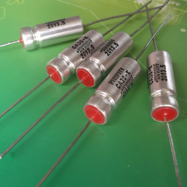Condensatore al Tantalio Umido 63V 100MFD 100uF 100MKF 107 CA30 Alternativa per Vishay 769D107X0060B2, Tubolare con Terminali Assiali