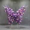 Floral de mariposa koi púrpura con soporte.