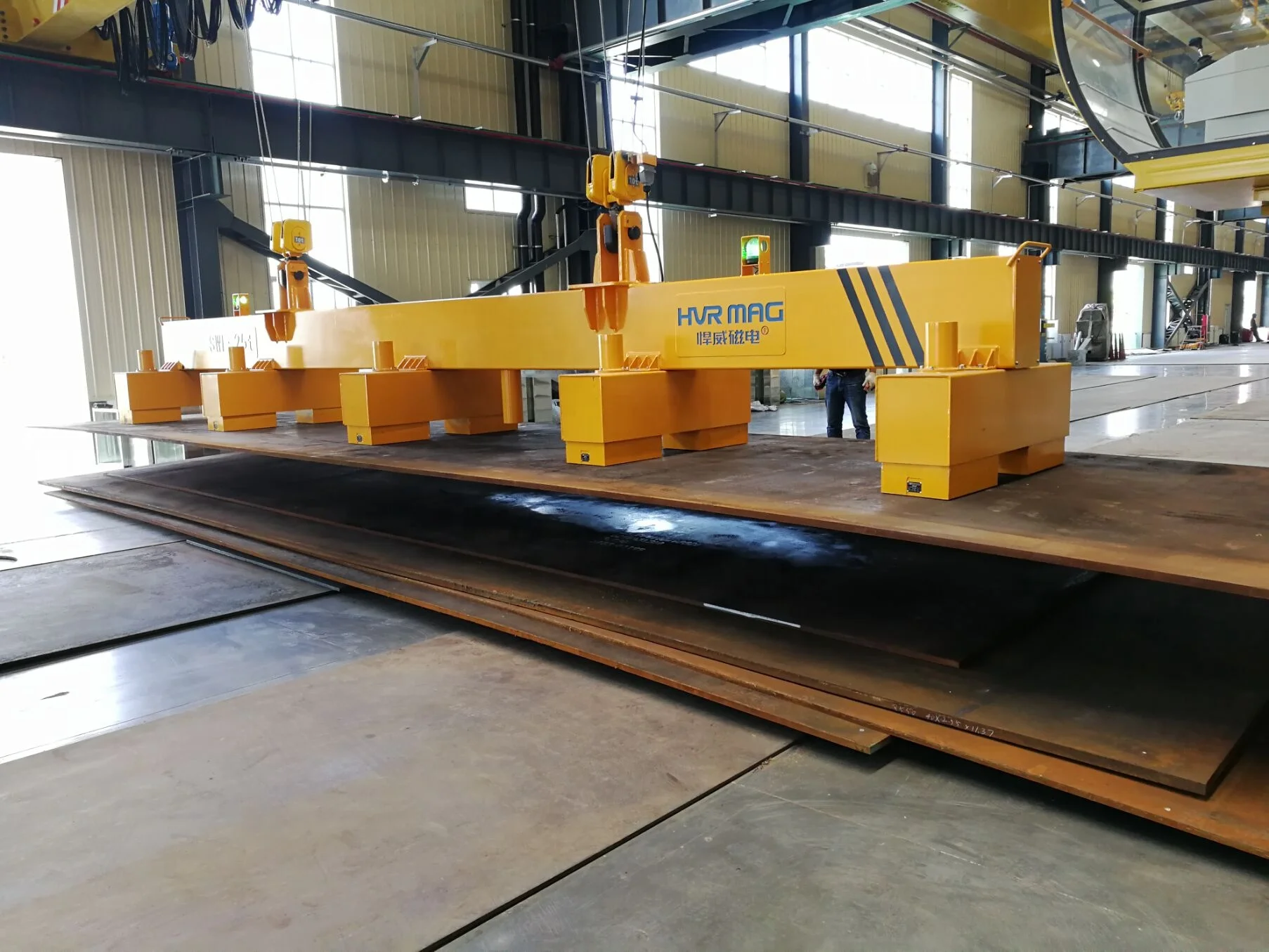 Steel Structure Shipyard 1 Ton - 40 Ton Heavy Lifting Magnets for Lifting Steel Plate Permanent Electromagnetic Lifter