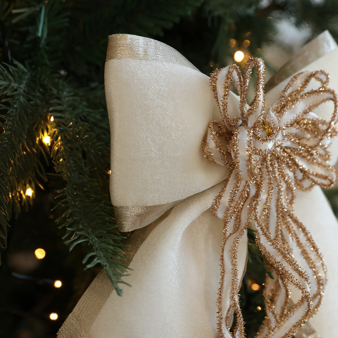 Nastro Di Velluto Rosa Caldo Da 2,5 Cm X 9,1 M: Il Rotolo Perfetto Per Decorazioni Natalizie Fai Da Te, Albero Di Natale, Fiocchi Per Capelli E Confezioni Regalo