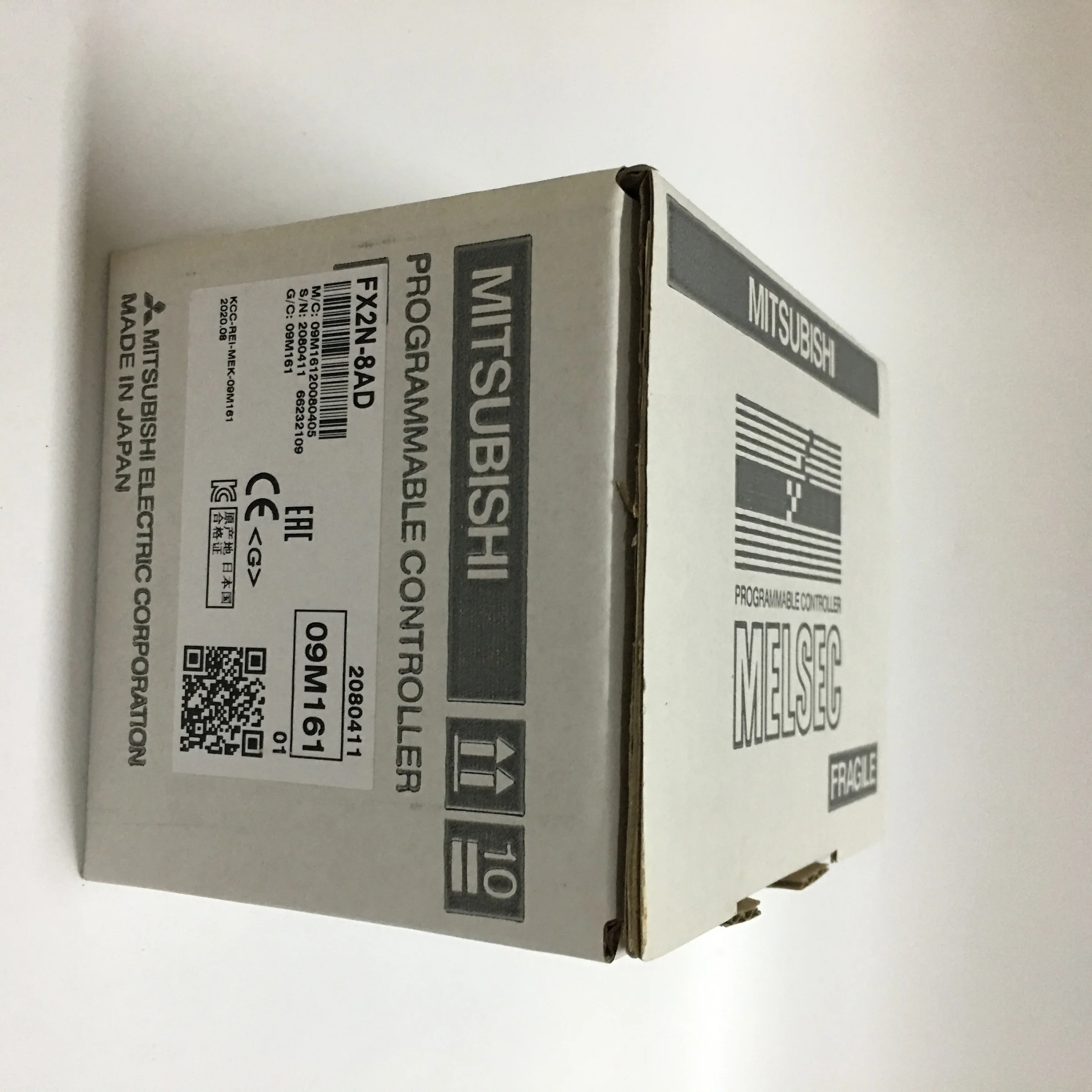 Mitsubishi Analog input module FX2N-8AD Mitsubishi Analog input module FX2N-8AD