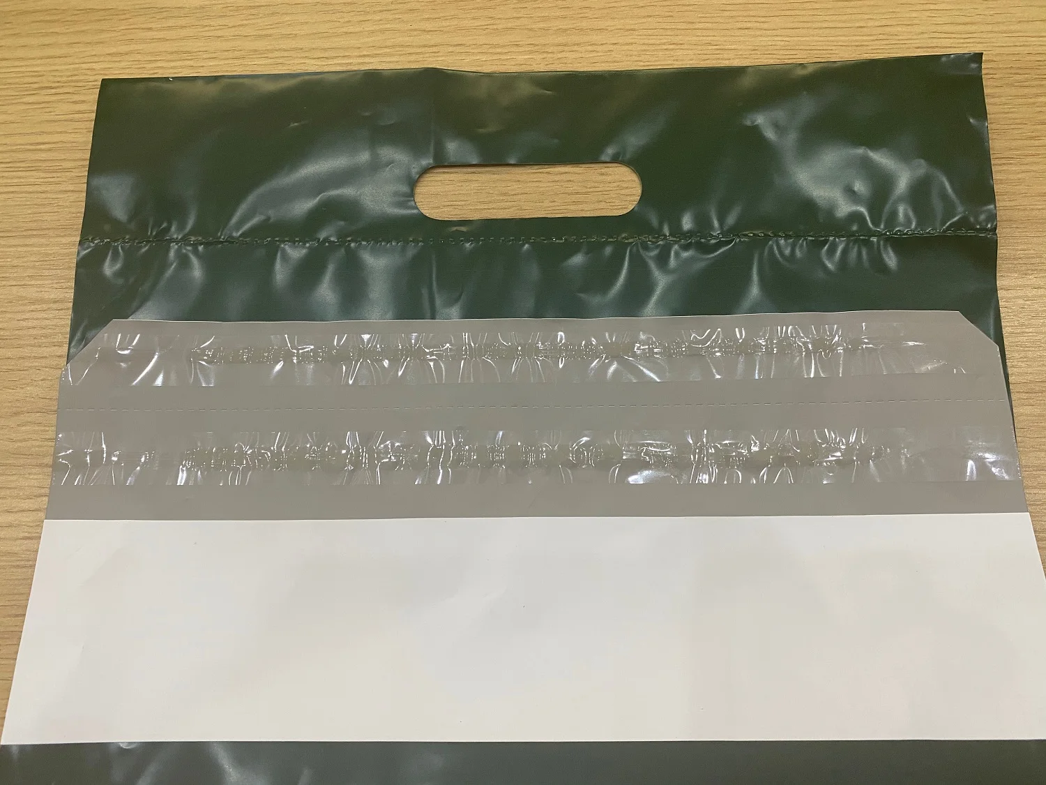 Fully Automatic PE HDPE Biodegradable Self Sealing Poly DHL Express Courier Mailer Plastic Bag Making Machine Manufacturer