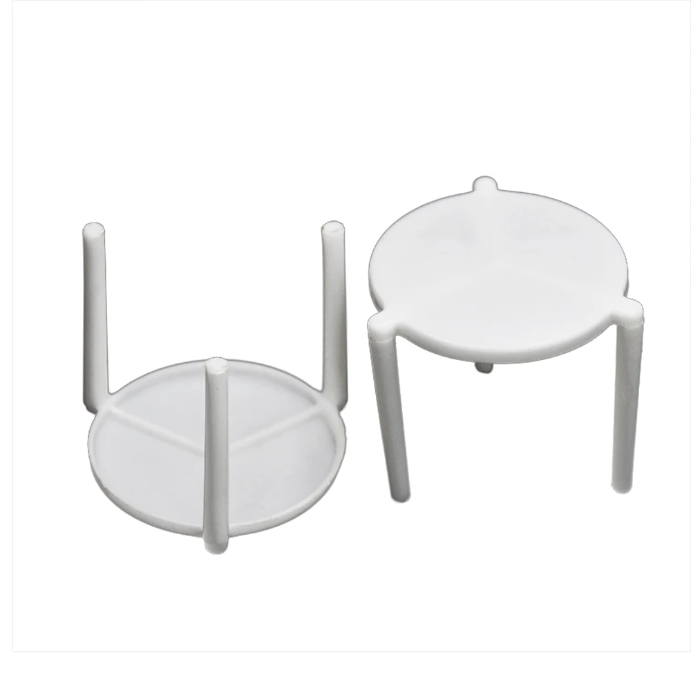 China-Made Plastic Pizza Saver Triangle Stand Tripod-Plastic Pizza Tools for Convenient Storage and Serving