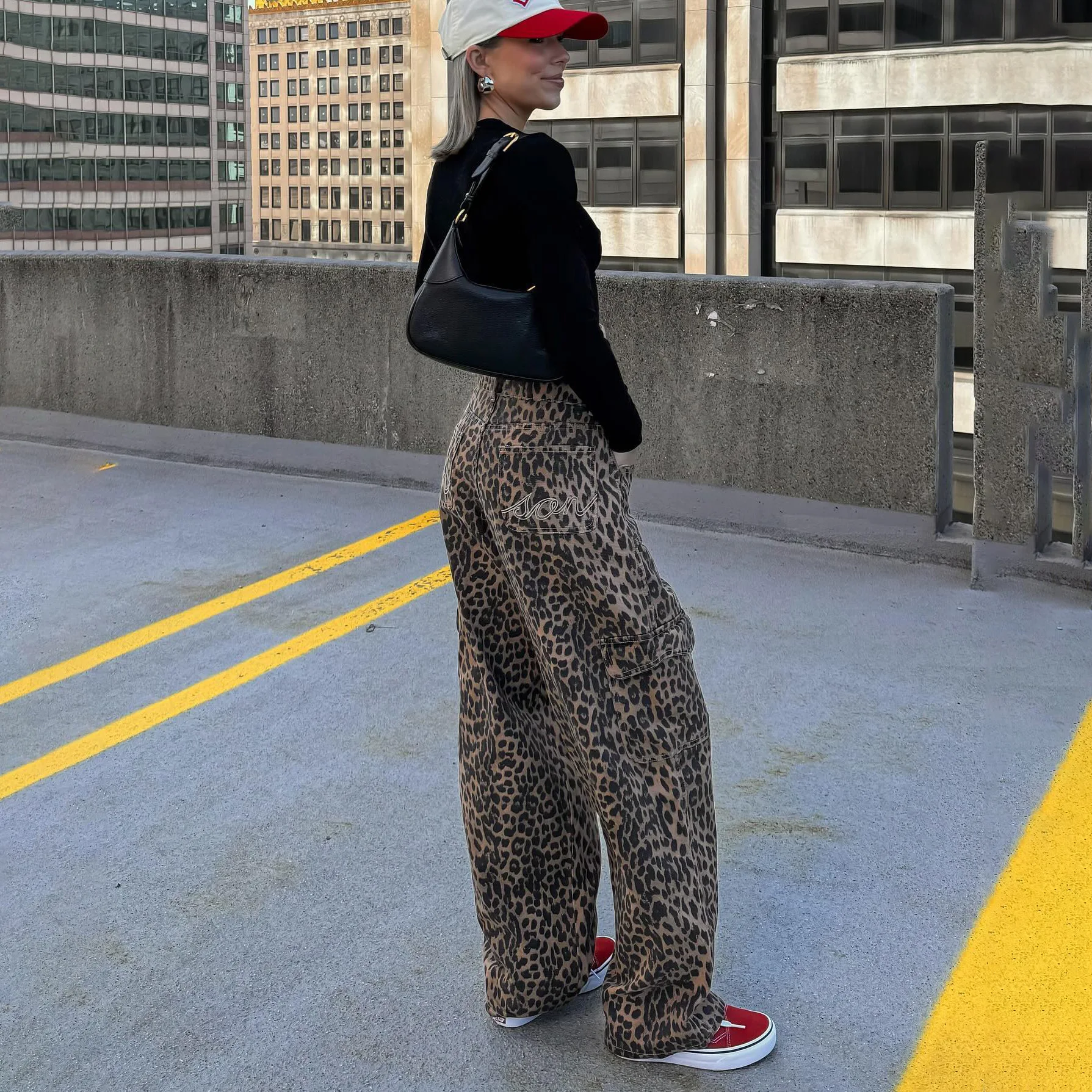 Women's Baggy Barrel Jeans Casual Boyfriend Mid Rise Leopard Printed Wide Leg Denim Ankle Pants