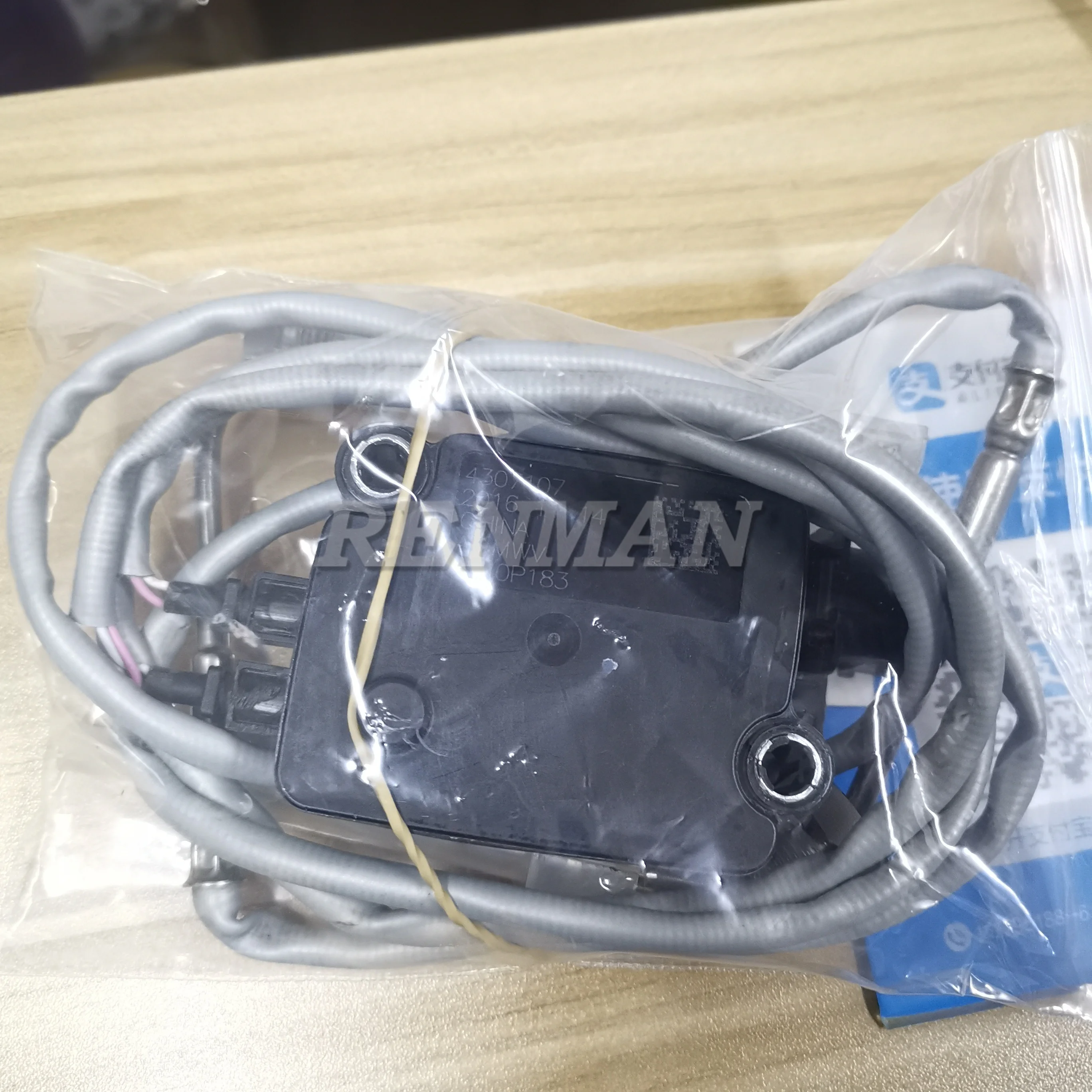 Cummins Diesel Engine Temperature Sensor 4307107 C3615670-K90M0 